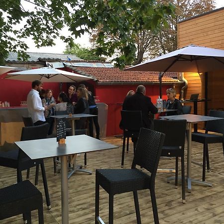 Bull'It Hotel Saint-Genis-Laval Zewnętrze zdjęcie