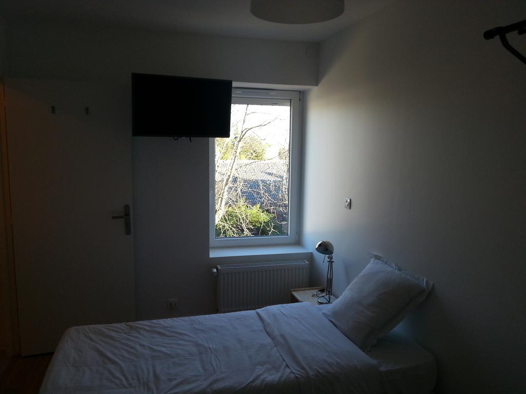 Bull'It Hotel Saint-Genis-Laval Pokój zdjęcie