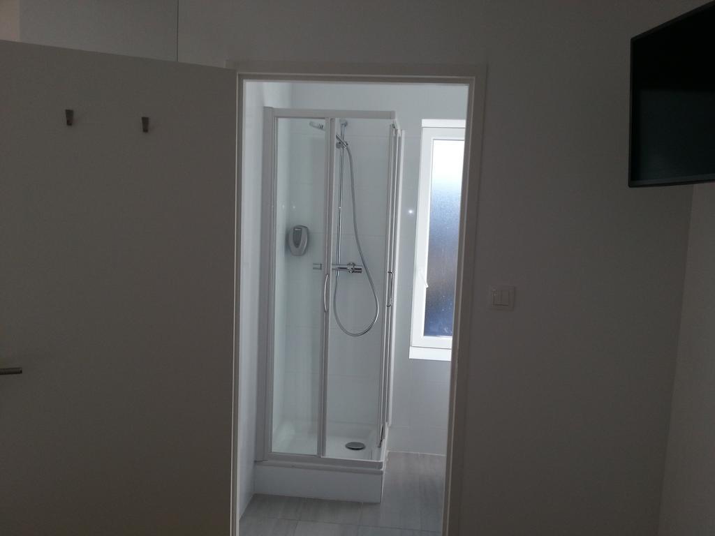 Bull'It Hotel Saint-Genis-Laval Zewnętrze zdjęcie