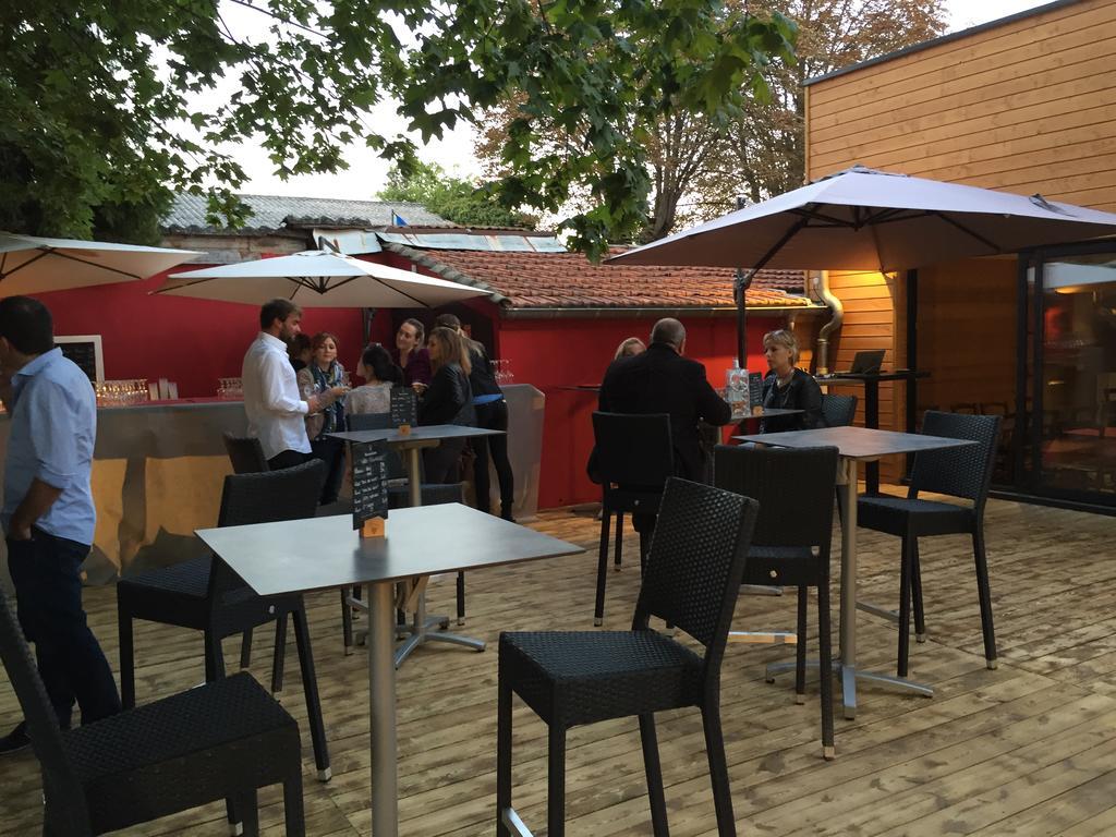 Bull'It Hotel Saint-Genis-Laval Zewnętrze zdjęcie